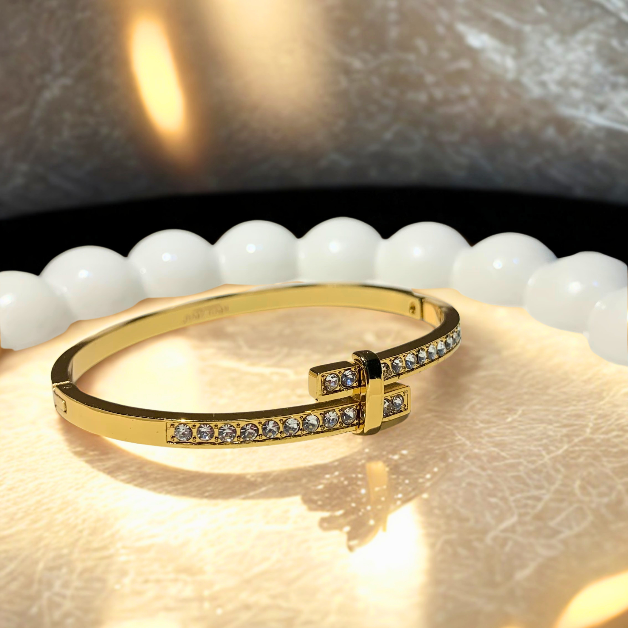 Nail Clasp Crystal Bracelet