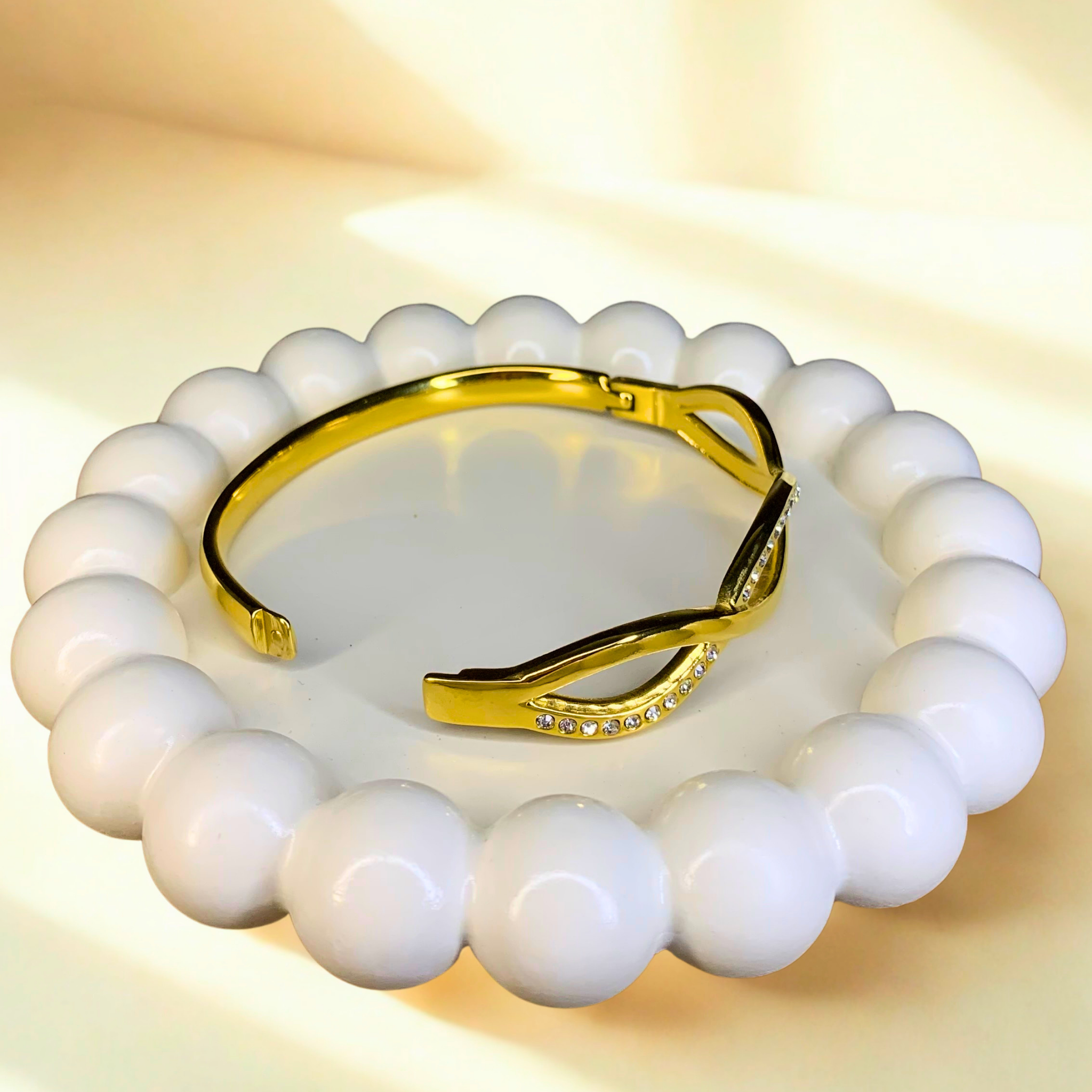 Twisted Gemstone Elegance
