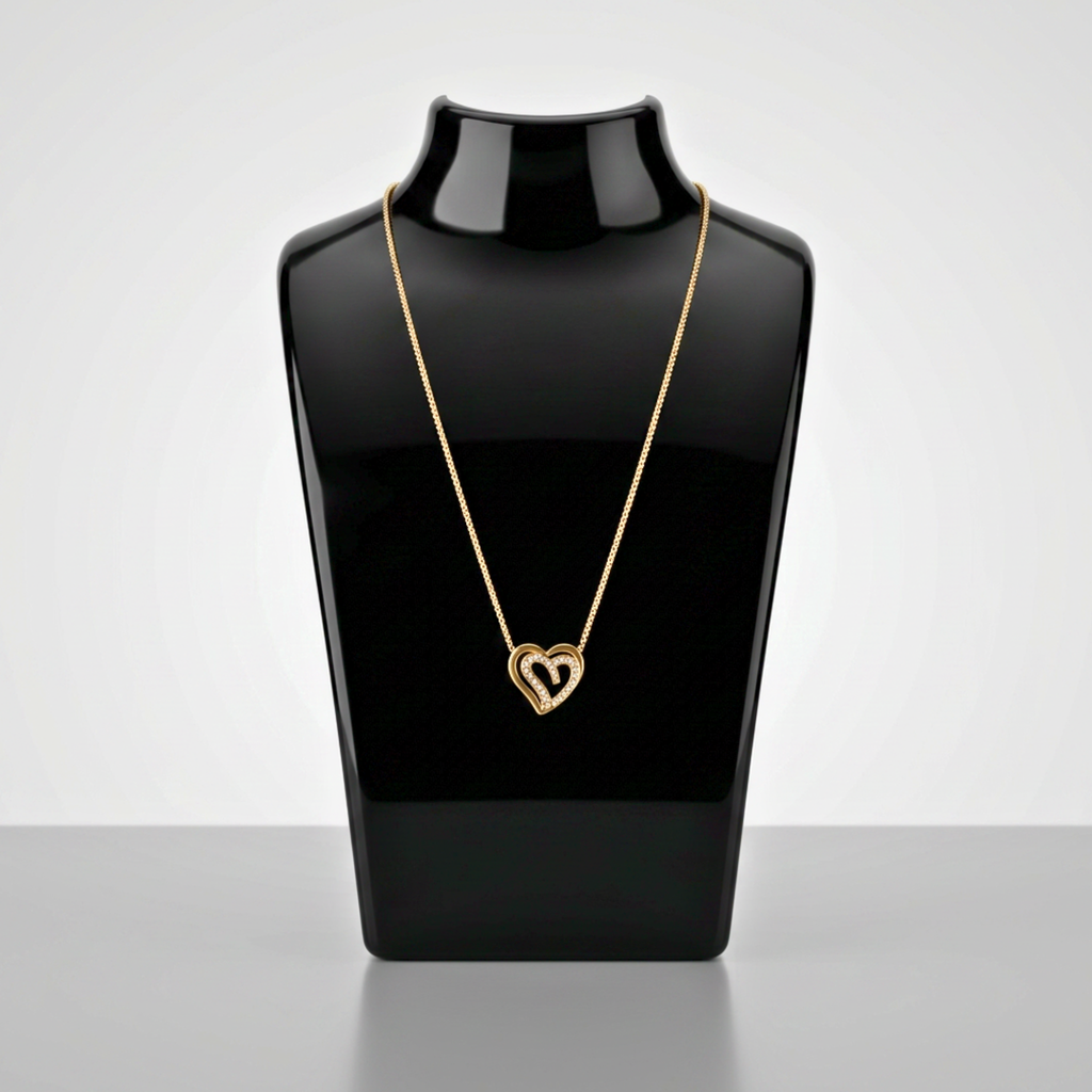 Intertwined Heart Pendant Neckpiece