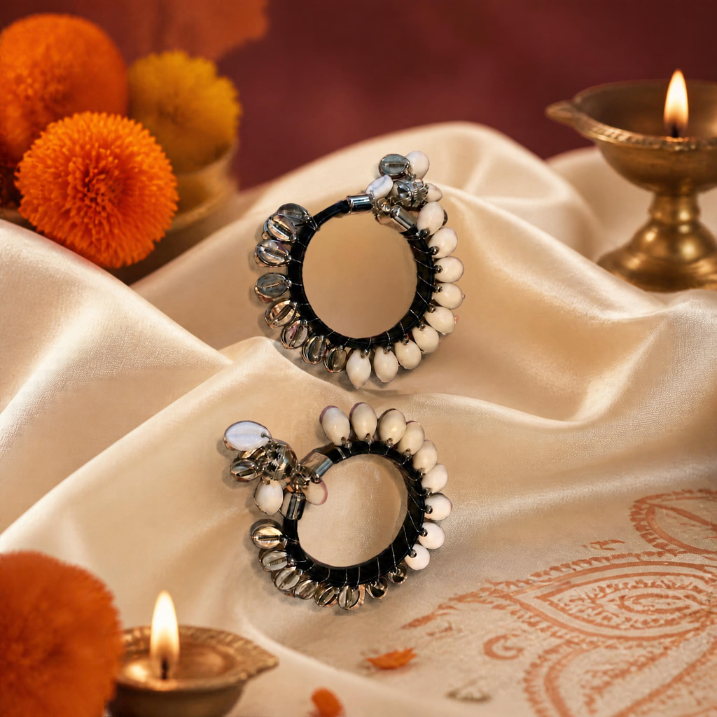 Black & White Kodi Shell Kada (Pair)